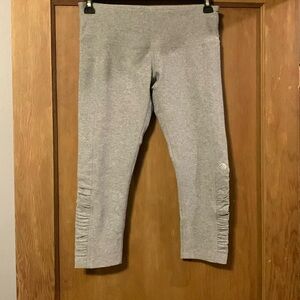 Mpg crop leggings size M